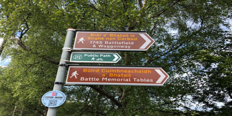 Waggonway Signpost Visit East Lothian 768x384