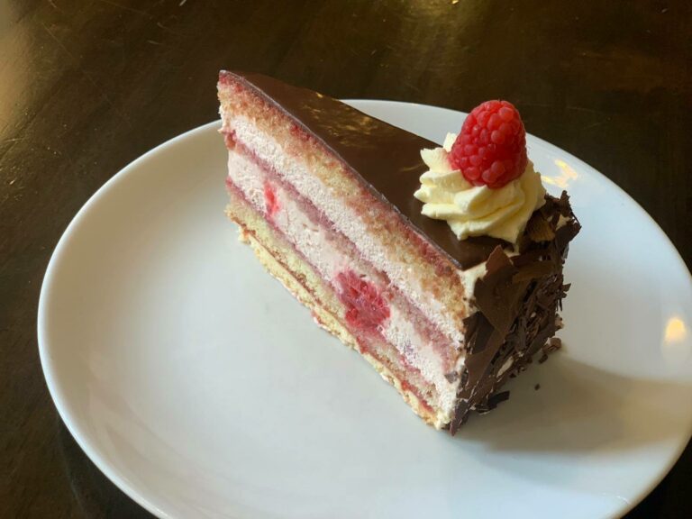 Falko Cake Visit East Lothian 768x576