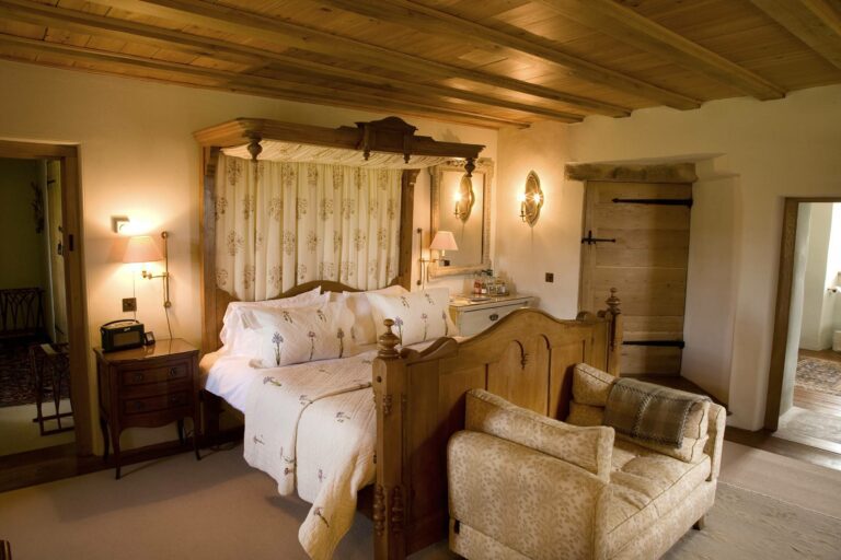Fenton Tower Bedroom Visit East Lothian 768x512