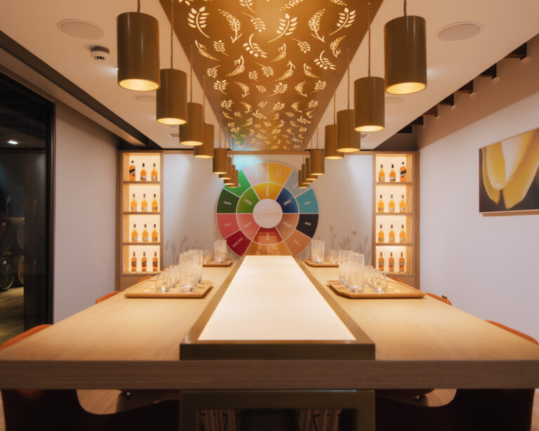 Glenkinchie tasting room 768x614