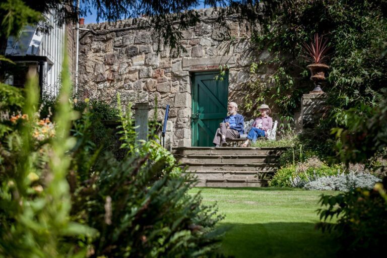 Inveresk Lodge Garden Couple Visit East Lothian 768x512