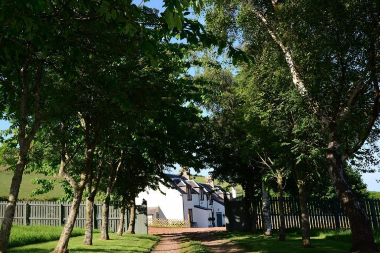 Kates Cottages External View Visit East Lothian 768x512