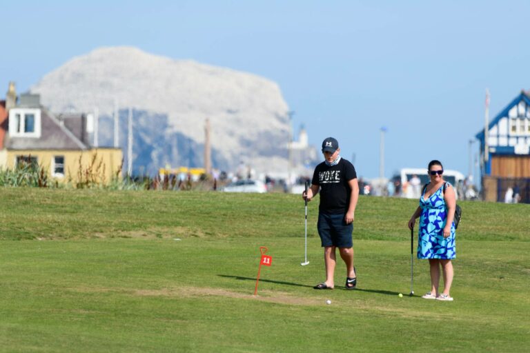 North Berwick Putting Visit East Lothian 1 768x512