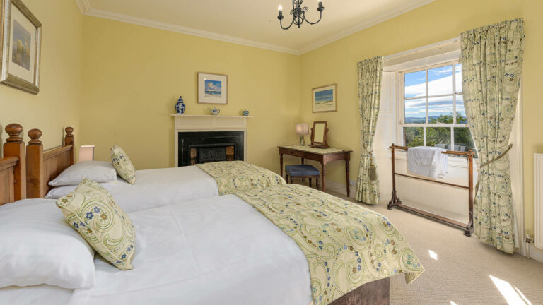Winton Farmhouse Bedroom Visit East Lothian 768x432