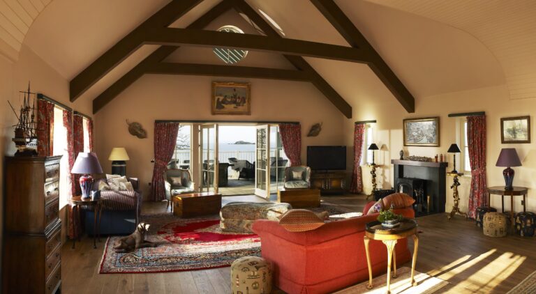 Boathouse 2 low res 768x422