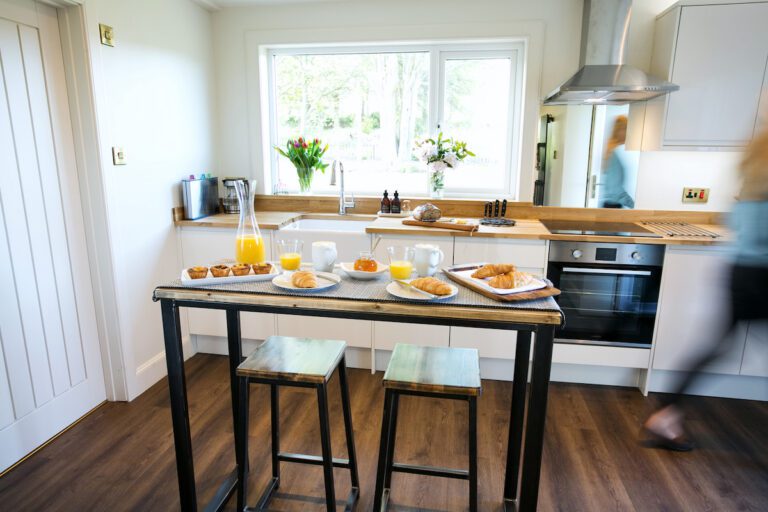 H91A1537 copy 768x512