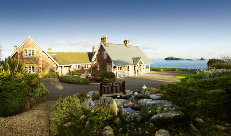 Marine Villa Exterior 768x452