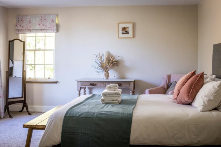 SeaPinkCottage 75.1 768x512