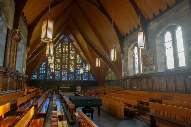 AP1 9470lores 768x512