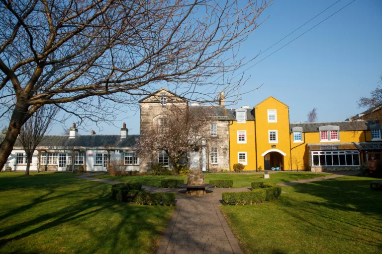 AP1 9611lores 768x512