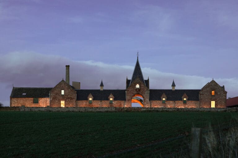 Papple Exterior 768x511