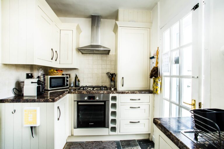 Kitchen 1785431652620 768x512