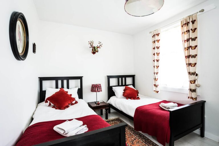 Second bedroom 1785431652618 768x512