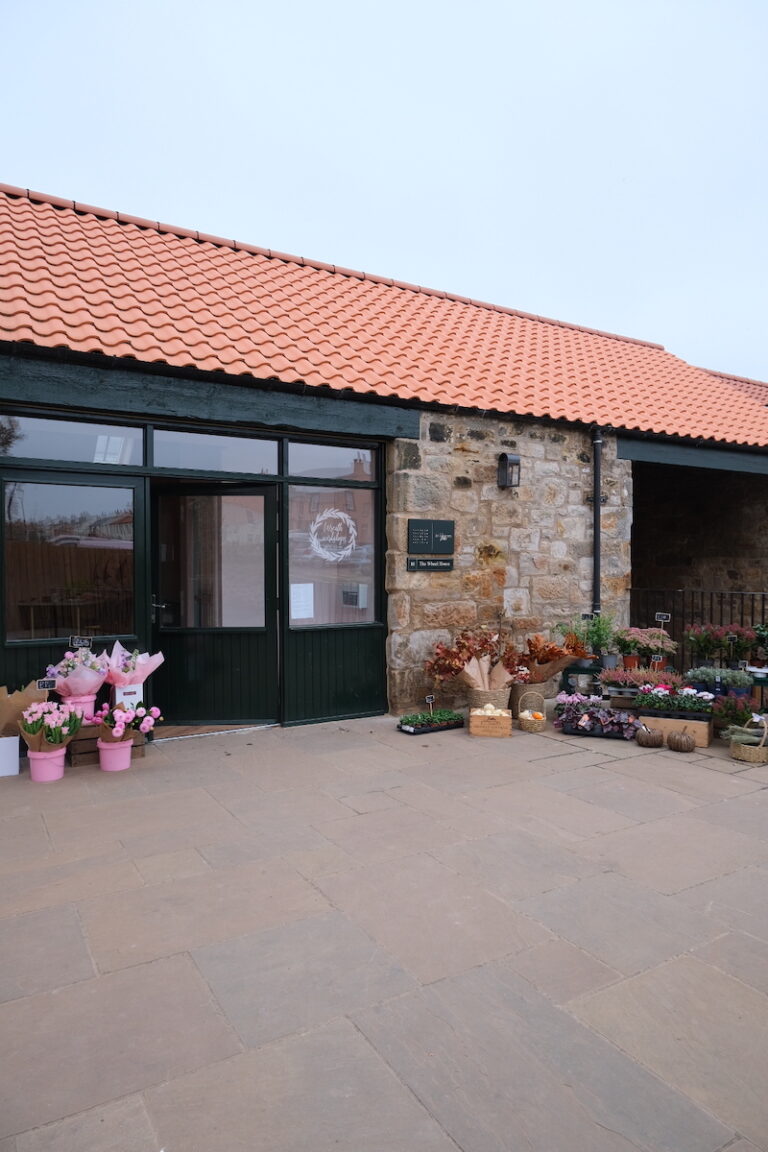 flower shop outside 768x1152
